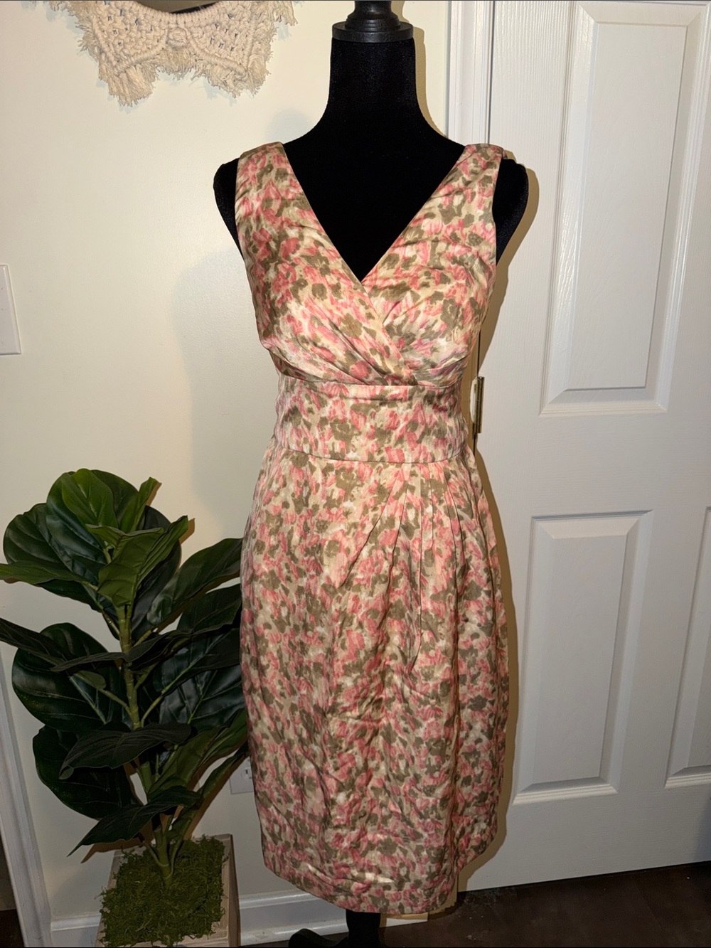 Ann Taylor Sleeveless Dress